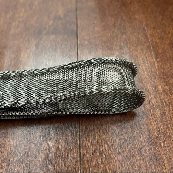 Women’s Silver Toned Mesh and Black Leather Belt, Size Small - Picture 16 of 16